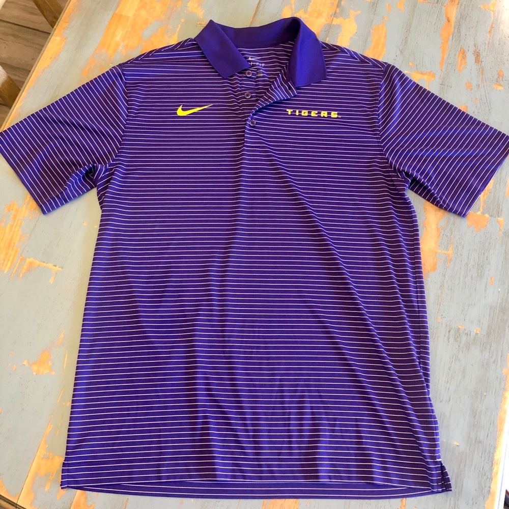 Men’s Nike Dri-Fit Collared Shirt!